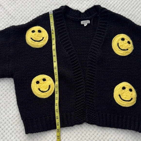 🖤😊EUC Black Smiley Face Cropped Cardigan | Women’s Small 😊🖤 - Picture 3 of 7